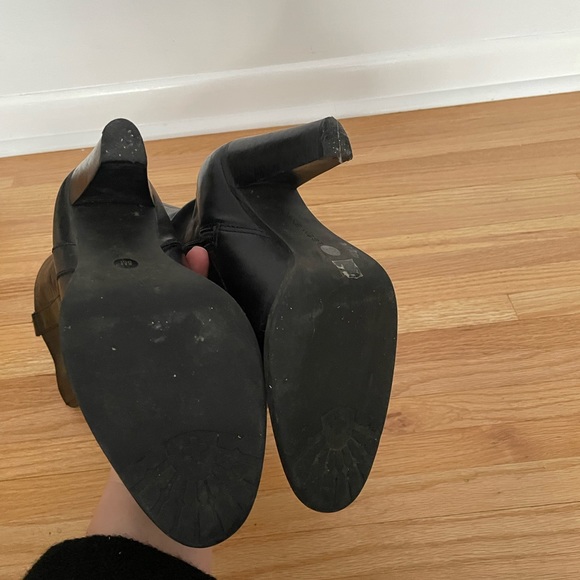 Vintage Nine West western-style black leather boot in a womens size 5 - Picture 4 of 4